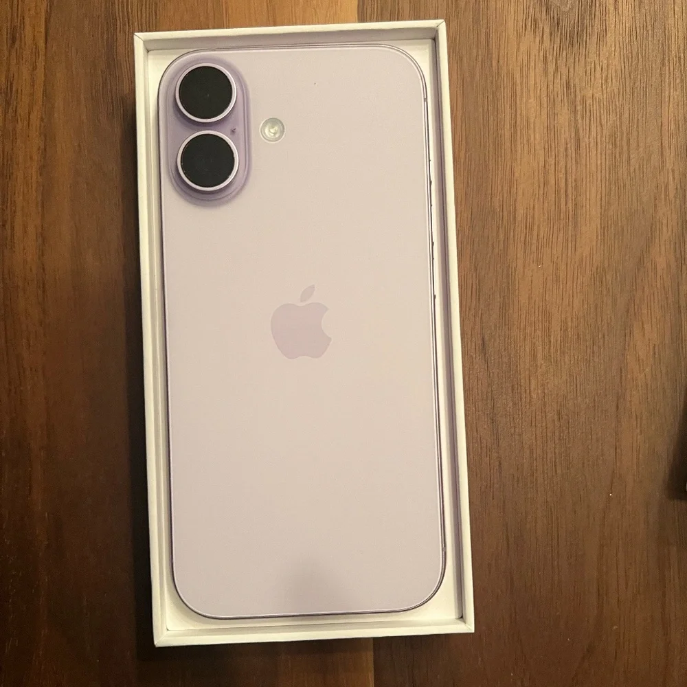iPhone 17